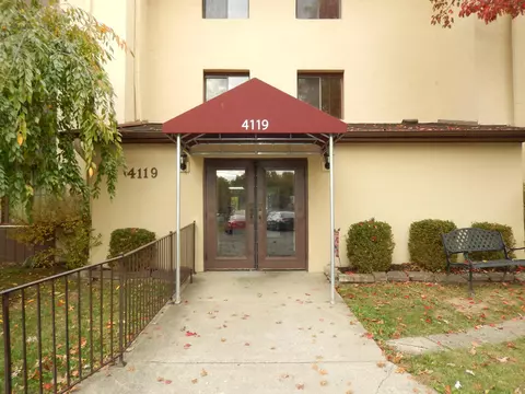 4119 Karl Rd #100, Columbus, OH 43224