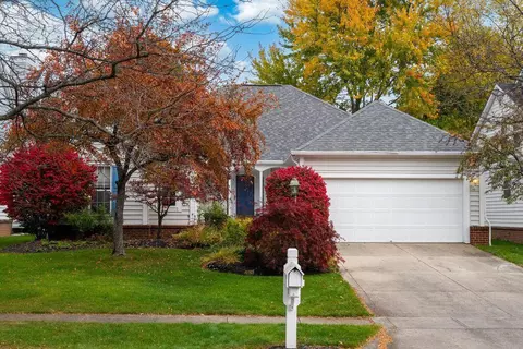 6825 Peachtree Cir, Westerville, OH 43082