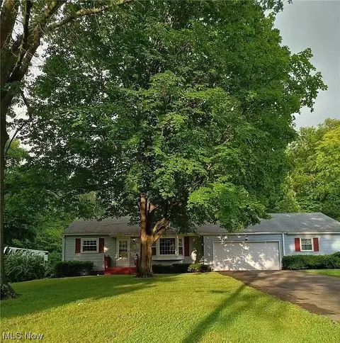 615 Chiswick Pl, Galion, OH 44833