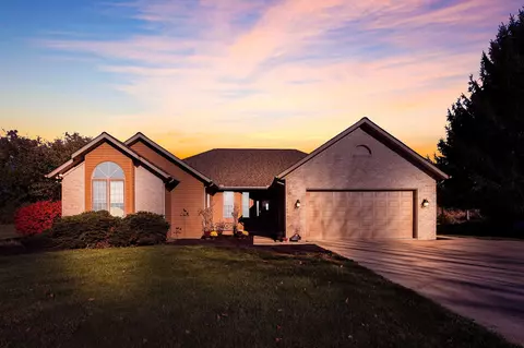 10630 Poplar Creek Rd NW, Baltimore, OH 43105