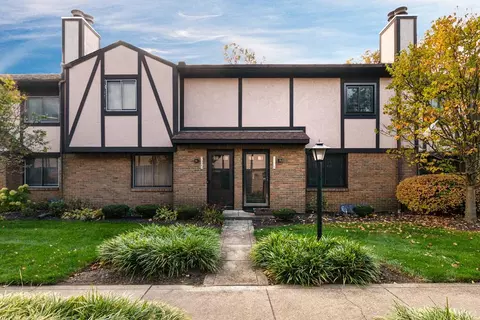 5325 Tartan Ln #3, Columbus, OH 43235