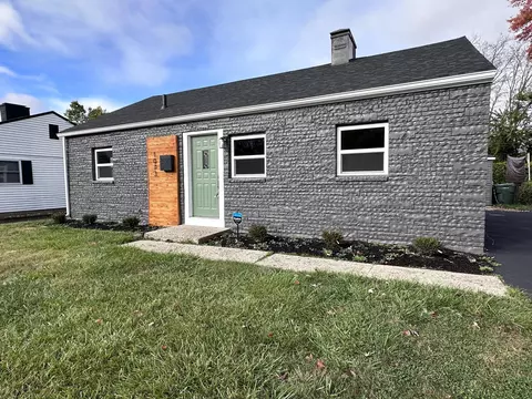 1073 S Ashburton Rd, Columbus, OH 43227