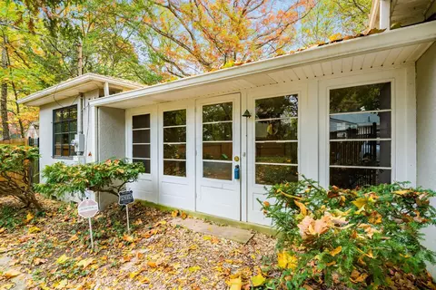 434 Walhalla Rd, Columbus, OH 43202