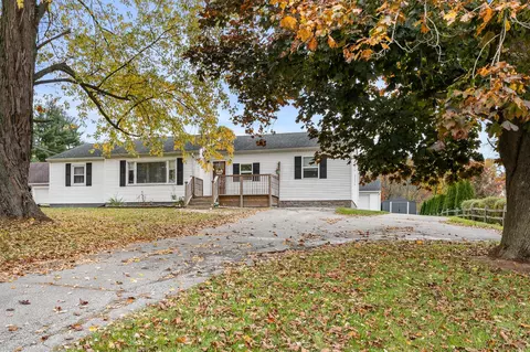 2665 Lexington Ave, Lexington, OH 44904