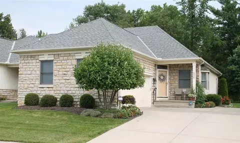 6038 Mcnaughten Grove Ln, Columbus, OH 43213