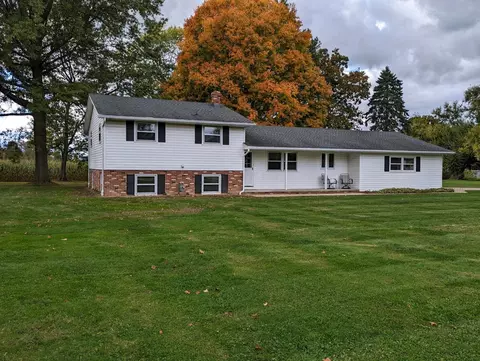 24 Harclay Court Ct, Ashland, OH 44805