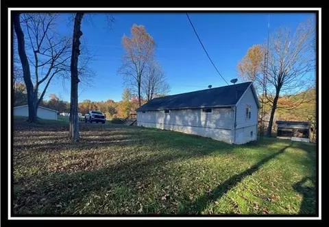 1612 Possum Trot Road Apt Rd #(TRACT 2 HOUSE), Gallipolis, OH 45631