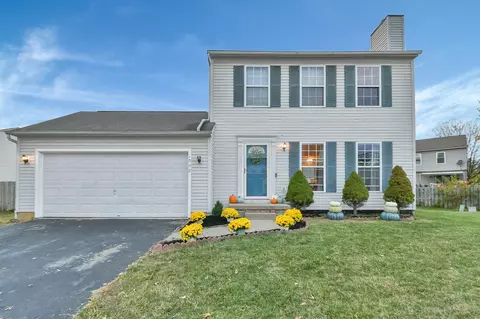 1092 Robmeyer Dr, Columbus, OH 43207