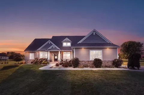 17905 Winchester Rd, Ashville, OH 43103
