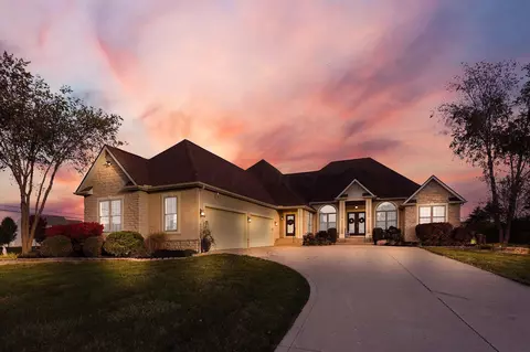 7482 Gearied St NW, Pickerington, OH 43147