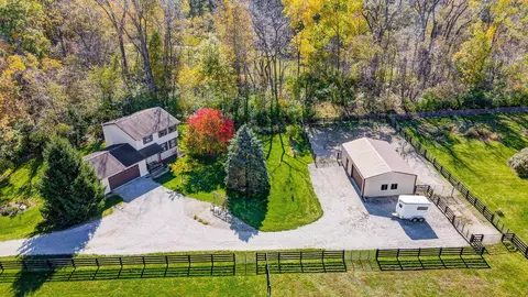 2070 Klondike Rd, Delaware, OH 43015