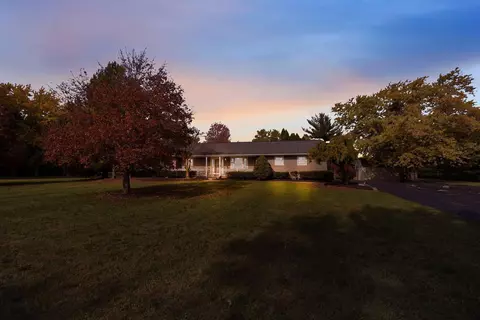 9182 Nioga Toops Rd, Mount Sterling, OH 43143