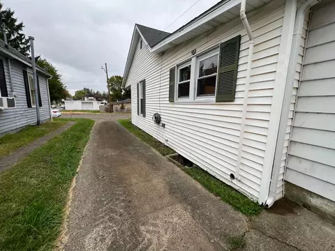 39 Trago Ave, Jackson, OH 45640 photo 4