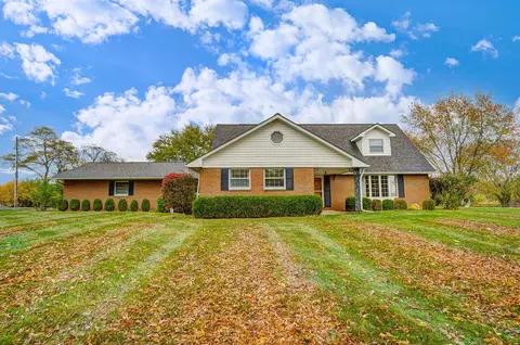 12950 Walker Rd, Ashville, OH 43103