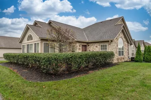 2084 William T Cir, Lancaster, OH 43130