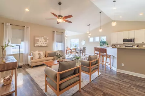 8153 Narrow Leaf Dr, Blacklick, OH 43004