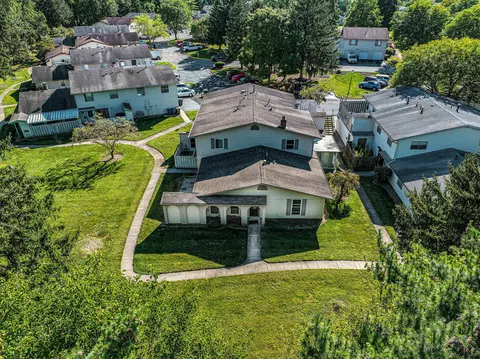 2500 Burgandy Ln #D, Columbus, OH 43232