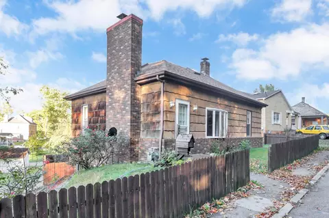 635 N Walnut St, Logan, OH 43138
