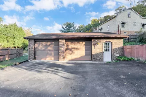 635 N Walnut St, Logan, OH 43138 photo 11