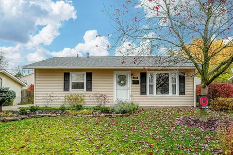180 Valley View Dr, Johnstown, OH 43031