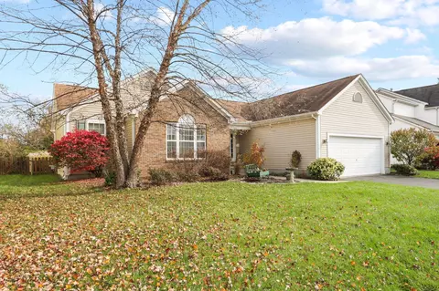 1652 Morrison Farms Dr, Blacklick, OH 43004