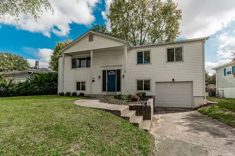 1864 Woodcrest Rd, Columbus, OH 43232