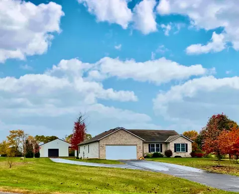 6283 Harper Cir, Mechanicsburg, OH 43044