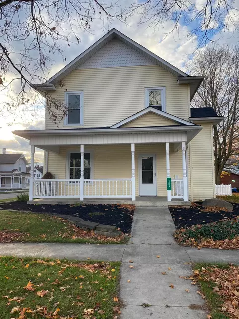209 Central Ave, Utica, OH 43080