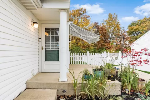4706 Parrau Dr #60E, Columbus, OH 43228
