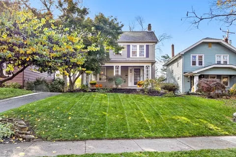 27 E Torrence Rd, Columbus, OH 43214