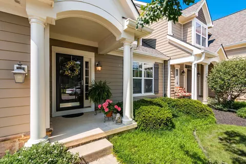 6745 Vineyard Haven Loop, Dublin, OH 43016 photo 2