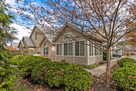 545 Ruttington Ln, Westerville, OH 43082