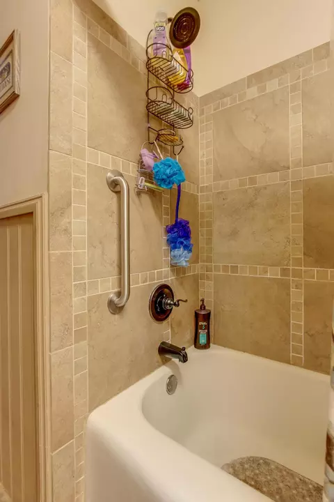 361 N Broadmoor Blvd, Springfield, OH 45504 photo 23