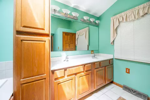 615 Ridgewood Dr, Circleville, OH 43113 photo 44