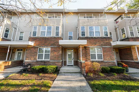 1832 Northwest Blvd, Columbus, OH 43212
