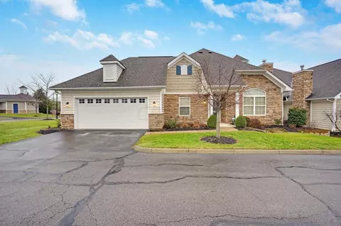 4518 Newport Loop E, Grove City, OH 43123
