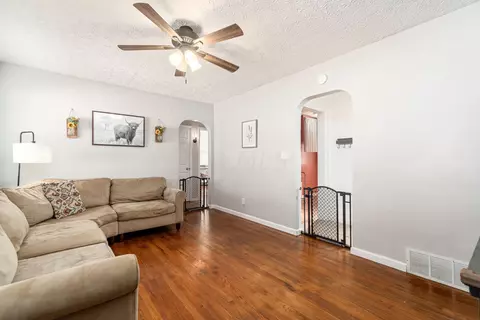 520 Eldon Ave, Columbus, OH 43204 photo 9