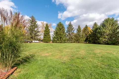 1008 Tioga Ct, Springfield, OH 45502 photo 9