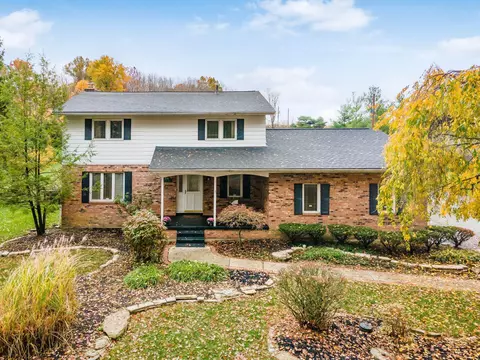 3190 Grey Fox Dr, Columbus, OH 43230