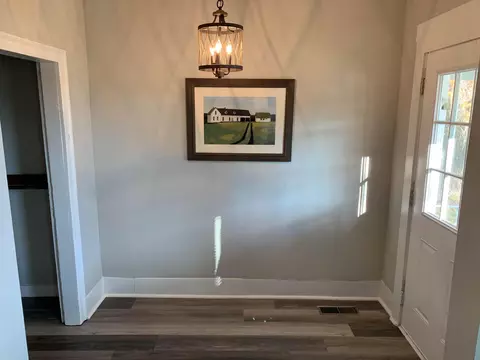 422 E Main St, Bainbridge, OH 45612 photo 5