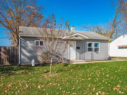 312 Madison Dr N, West Jefferson, OH 43162