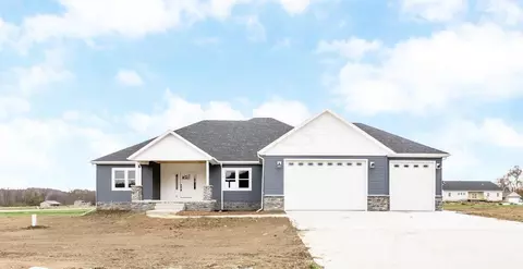 915 Audrey Ln, Newark, OH 43055