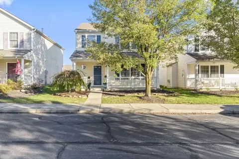 106 Hewes St, Delaware, OH 43015