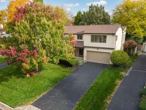 2098 Ellington Rd, Columbus, OH 43221