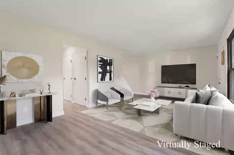 1601 Stephanie Ct, Columbus, OH 43232