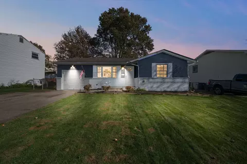 456 Flintwood Dr, Gahanna, OH 43230