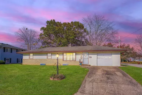 74 Jennings Dr, Canal Winchester, OH 43110