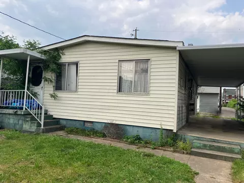 710 Walnut St, Martins Ferry, OH 43935