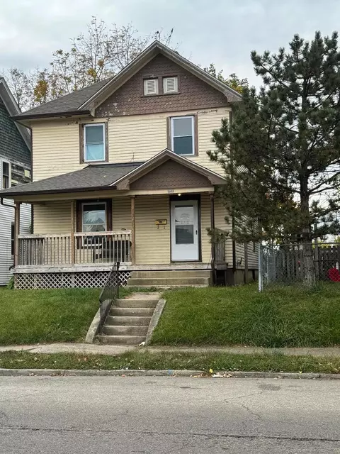 1005 W Pleasant St, Springfield, OH 45506 photo 2