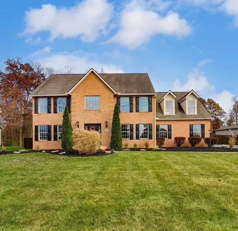73 Epernay Ave, Pataskala, OH 43062